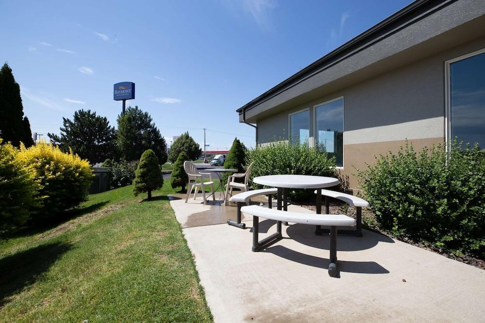 Baymont By Wyndham Tri-Cities/Kennewick Wa Hotel Exterior foto